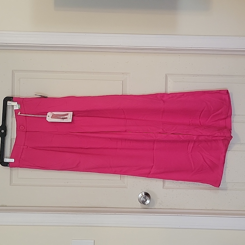 RE generation by Celebrity Pink pants